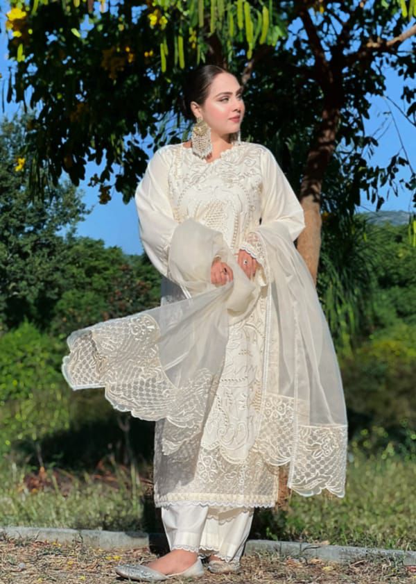 PRET – Chickenkari Collection