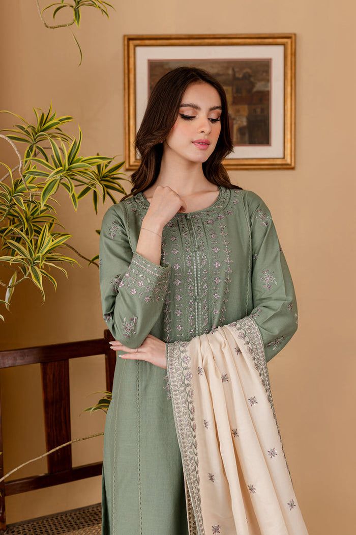 SUMMER COLLECTION - Lawn 3PC Embroidered