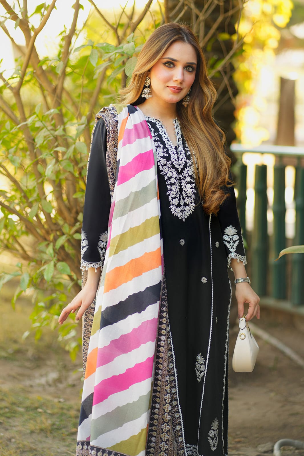SUMMER COLLECTION - Lawn 3PC Embroidered