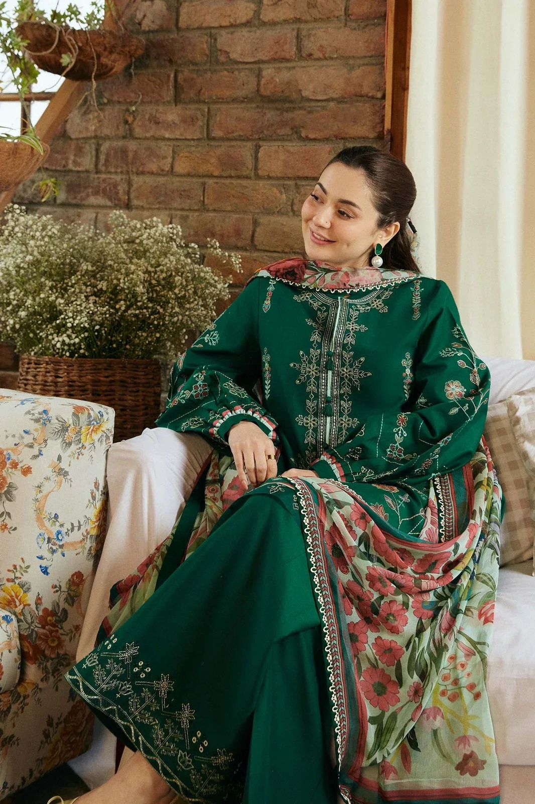 SUMMER COLLECTION - Lawn 3PC Embroidered